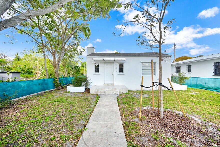 Building Photo - 503 NW 47th St