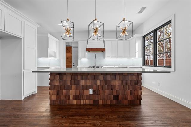 Building Photo - 194 Touchstone Rd