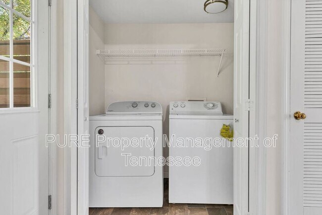 Building Photo - 519 Peachers Ridge Rd