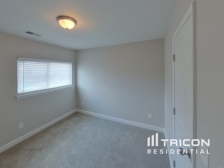 Building Photo - 2271 Cason Ln