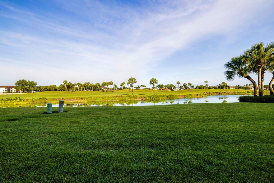 Building Photo - 16440 Kelly Cove Dr