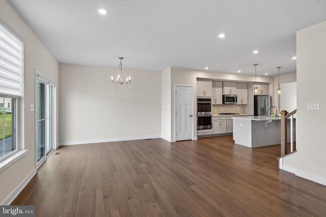 Building Photo - 1047 Watson Ct