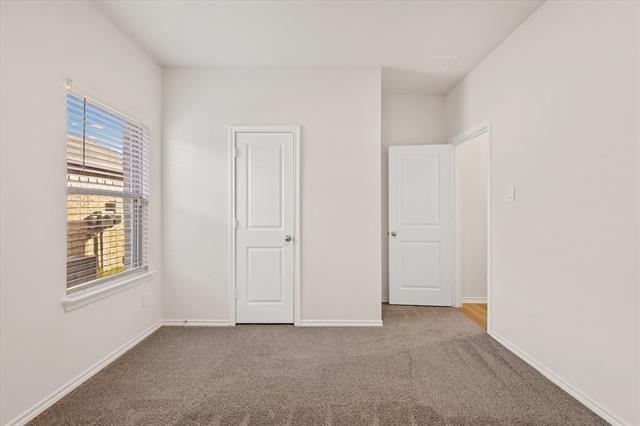 Building Photo - 3329 Watterson Wy