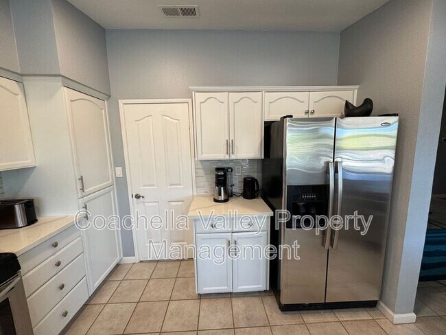 Building Photo - 44060 Dalea Ct