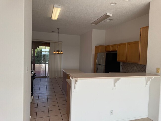 Building Photo - 2828 Monument Dr NW