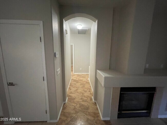 Building Photo - 12524 W Adams St