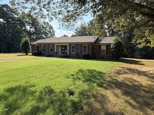Building Photo - 364 Ridgewood Dr
