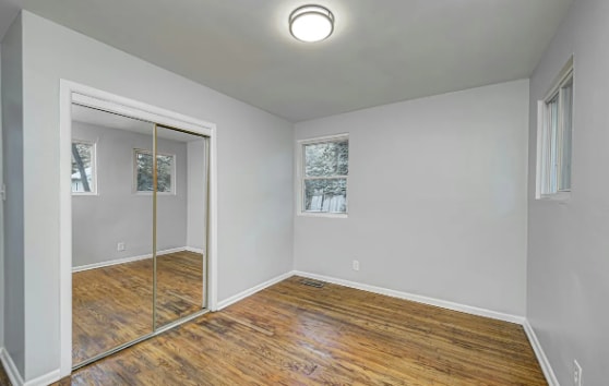 Building Photo - 5366 Clarendon Rd