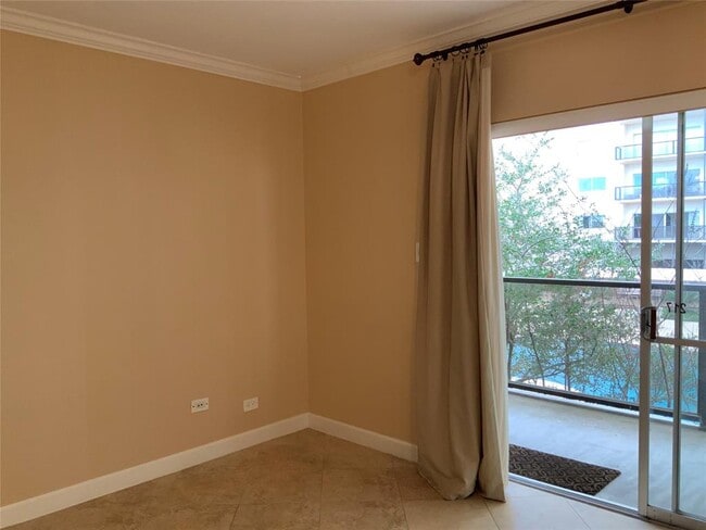 Building Photo - 2929 Buffalo Speedway