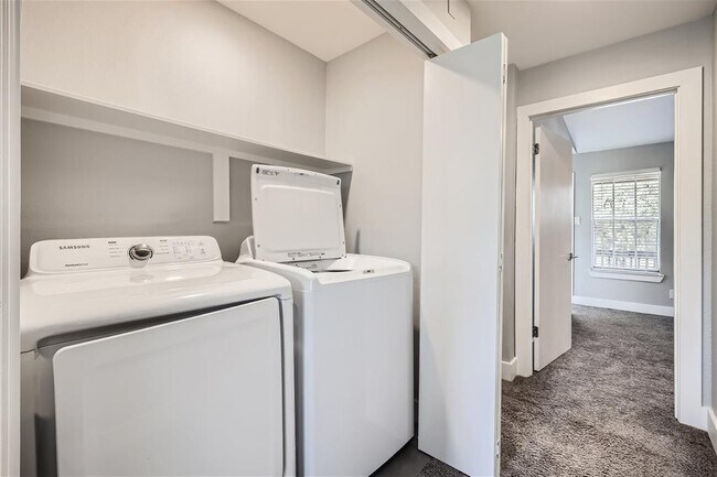 Building Photo - 1830 River Crossing Cir