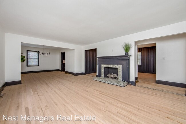 Building Photo - 3 br, 2 bath House - 315 Parkview Ave