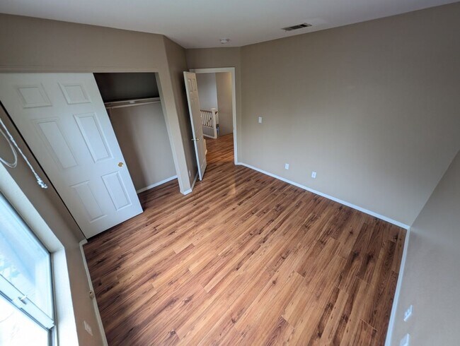 Building Photo - 10108 Oakmoor Pl