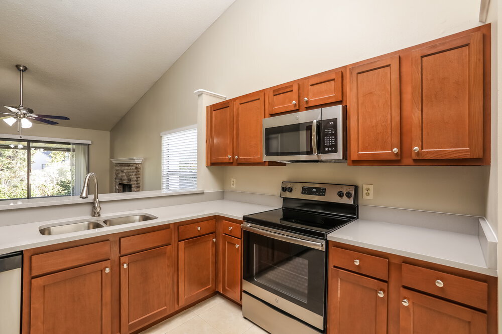 Building Photo - 806 E Charing Cross Cir