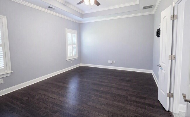Building Photo - 30 Birkdale Dr