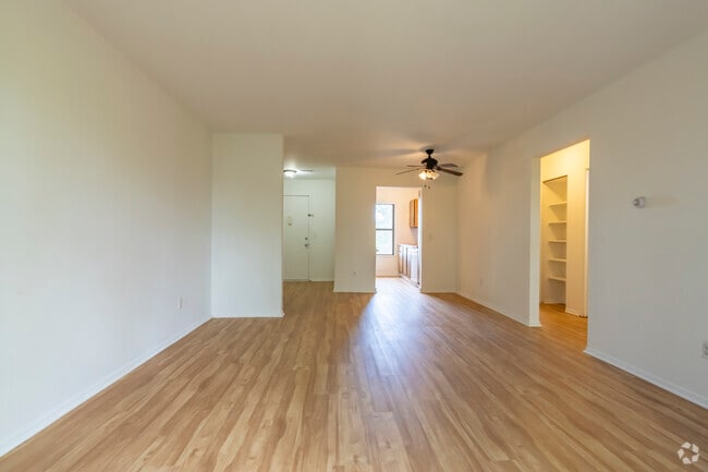 2BR, 1 BA - 750SF - 2nd Floor - Living/Dining Room - Knob Pines Apartments