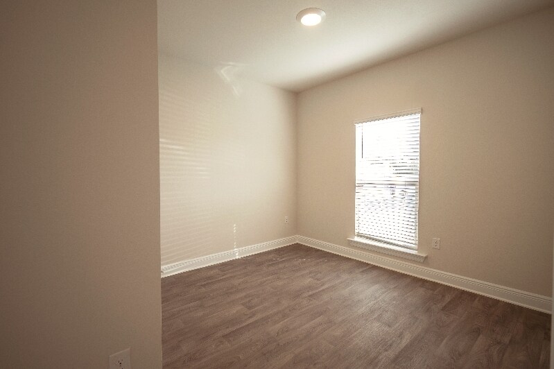 Building Photo - 11394 Cloister Dr