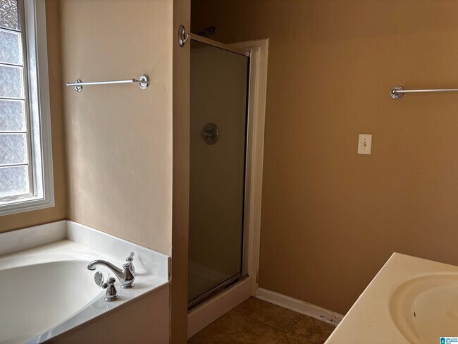 Building Photo - 945 Legacy Cove N