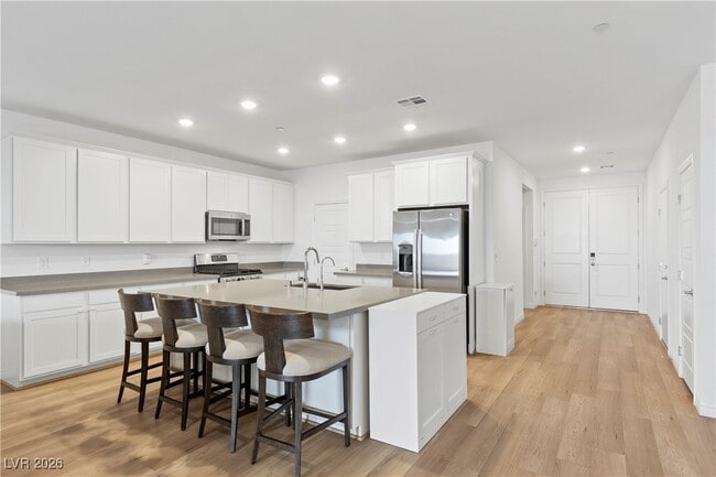 Building Photo - 3508 Liviana Gln Ave