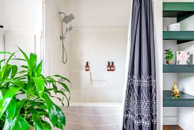 Building Photo - 241 W Water St