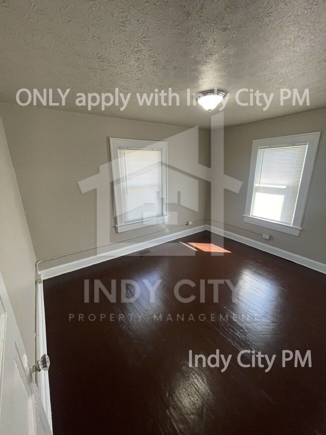 Building Photo - 3052 Carson Ave