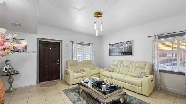 Building Photo - 3109 NW 64th St