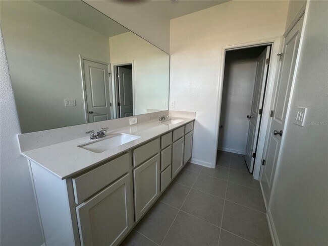 Building Photo - 2967 Maloof Dr