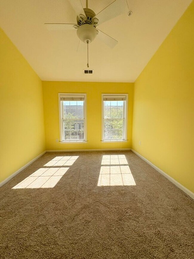 Building Photo - 1115 Havencrest St