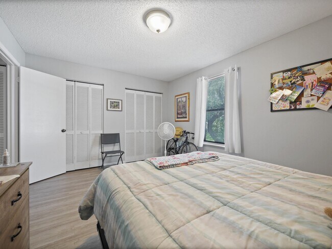Building Photo - 620 Bowers Ln