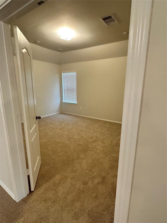 Building Photo - 652 Woodhaven Lks Dr