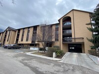 Building Photo - Great North Canyon Condo