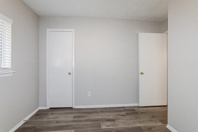 Building Photo - 4510 Tylergate Dr
