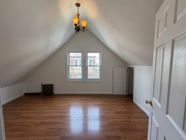 Building Photo - 515 67th St