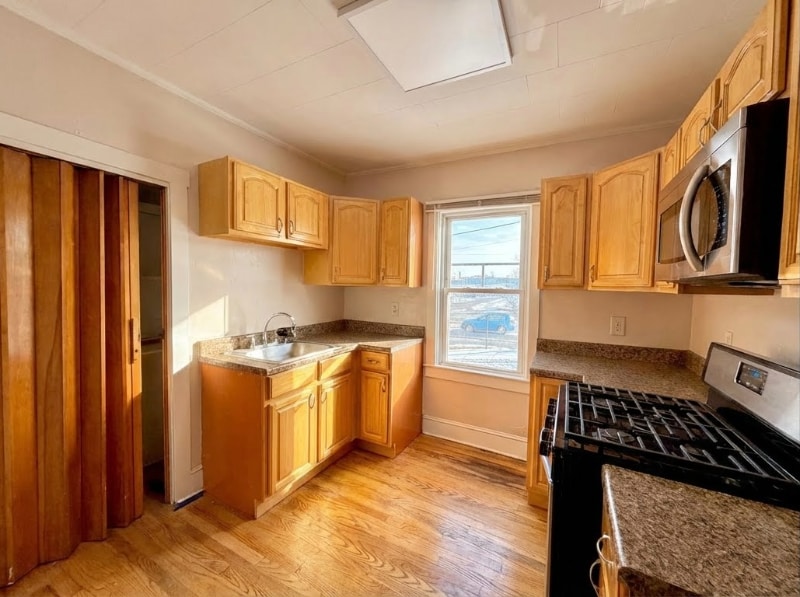 Building Photo - 45 Slater St