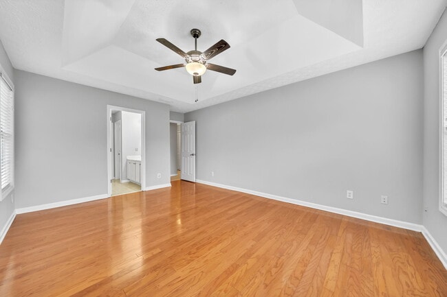Building Photo - 825 Chatham Park Dr SW