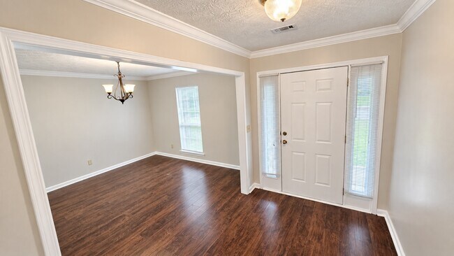 Building Photo - 3606 Farmfield Ln