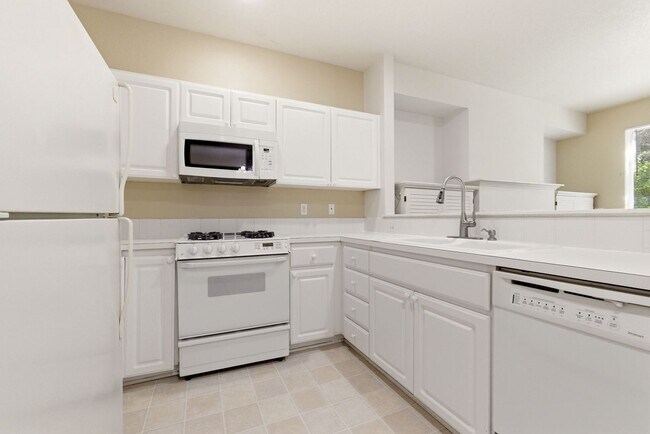 Building Photo - 2322 NW 168th Pl