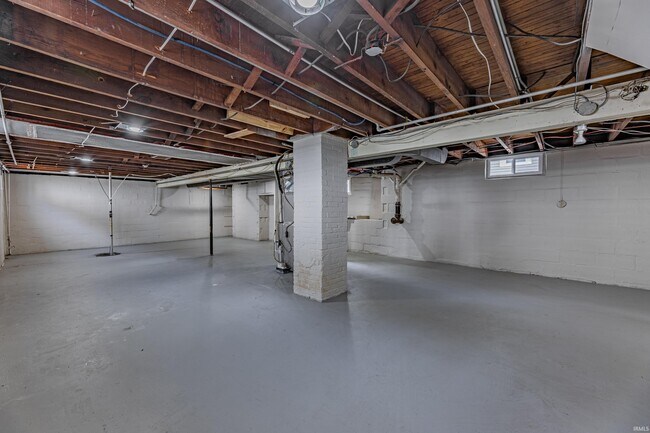 Building Photo - 2727 Austin Ave