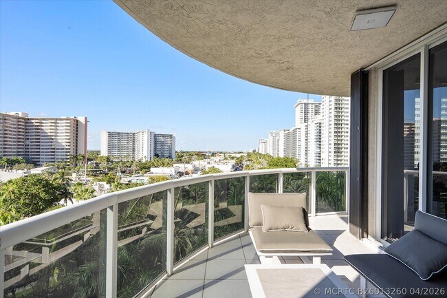 Building Photo - 3100 N Ocean Blvd