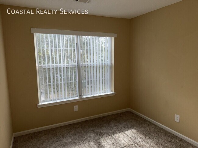 Building Photo - 318 Crooked Pine Trail