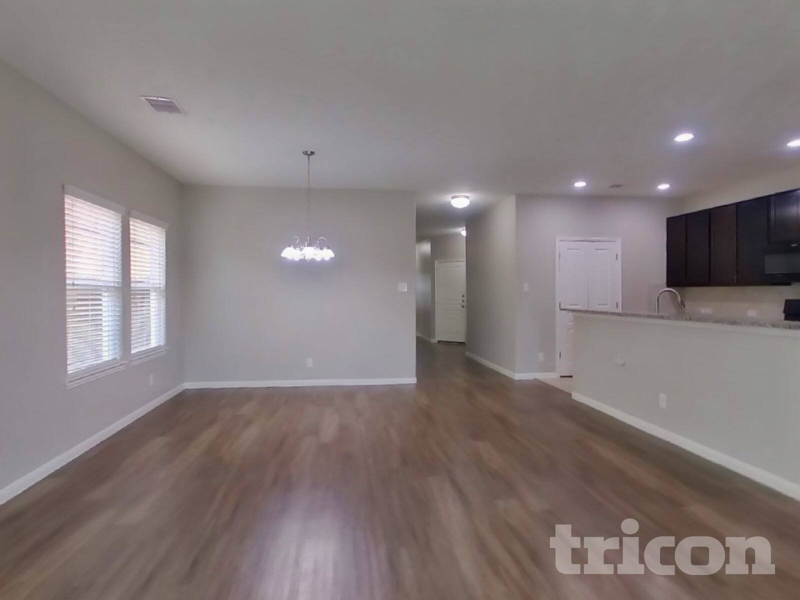 Building Photo - 210 Pequin Rd