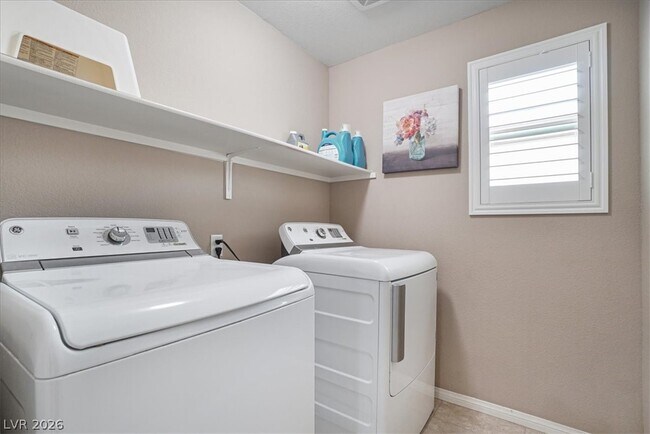 Building Photo - 1428 Ozzie Smith Ave