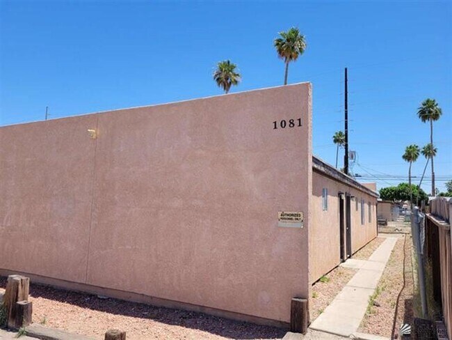 Building Photo - Triplex - Ave A