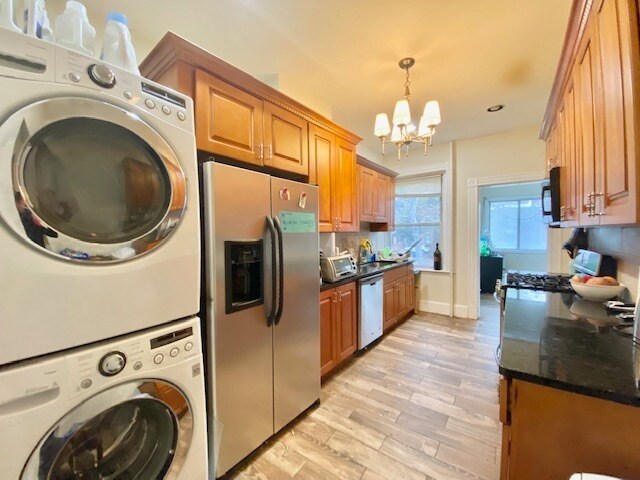 Building Photo - 11 Babcock St