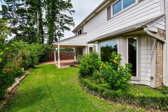 Building Photo - 1709 Beaver Springs Ct