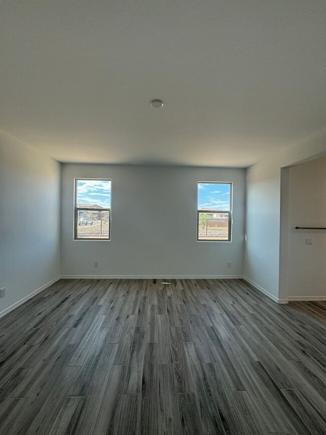 Building Photo - BRAND NEW HOME IN SENTERO CROSSING