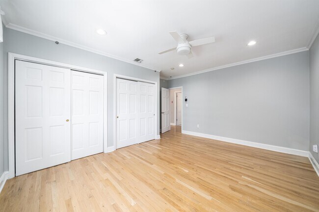 Building Photo - 452 2nd St