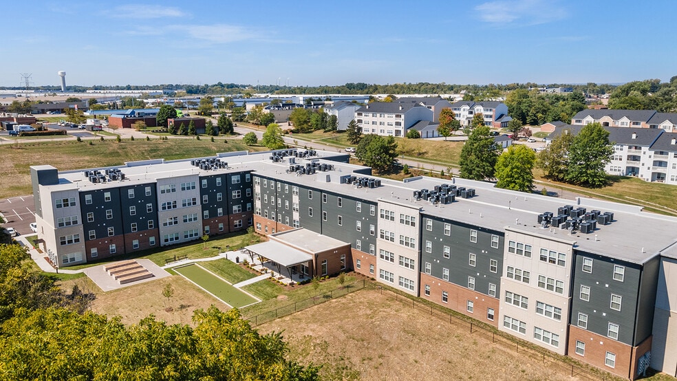 Building Photo - Sparrow Ridge