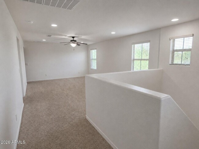 Building Photo - 1131 E Binner Dr