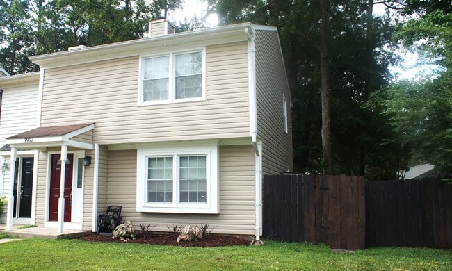 Building Photo - 3957 Kiwanis Loop