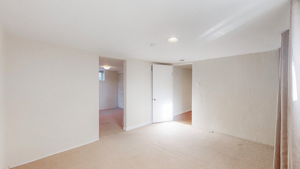 Building Photo - 1444 Birch St